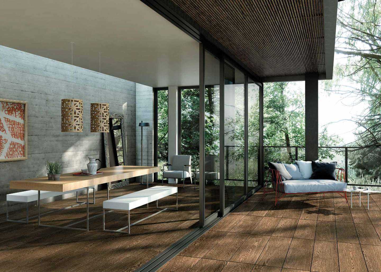 Hochwertige Holzoptik-Fliesen verbinden Essbereich und Terrasse nahtlos.